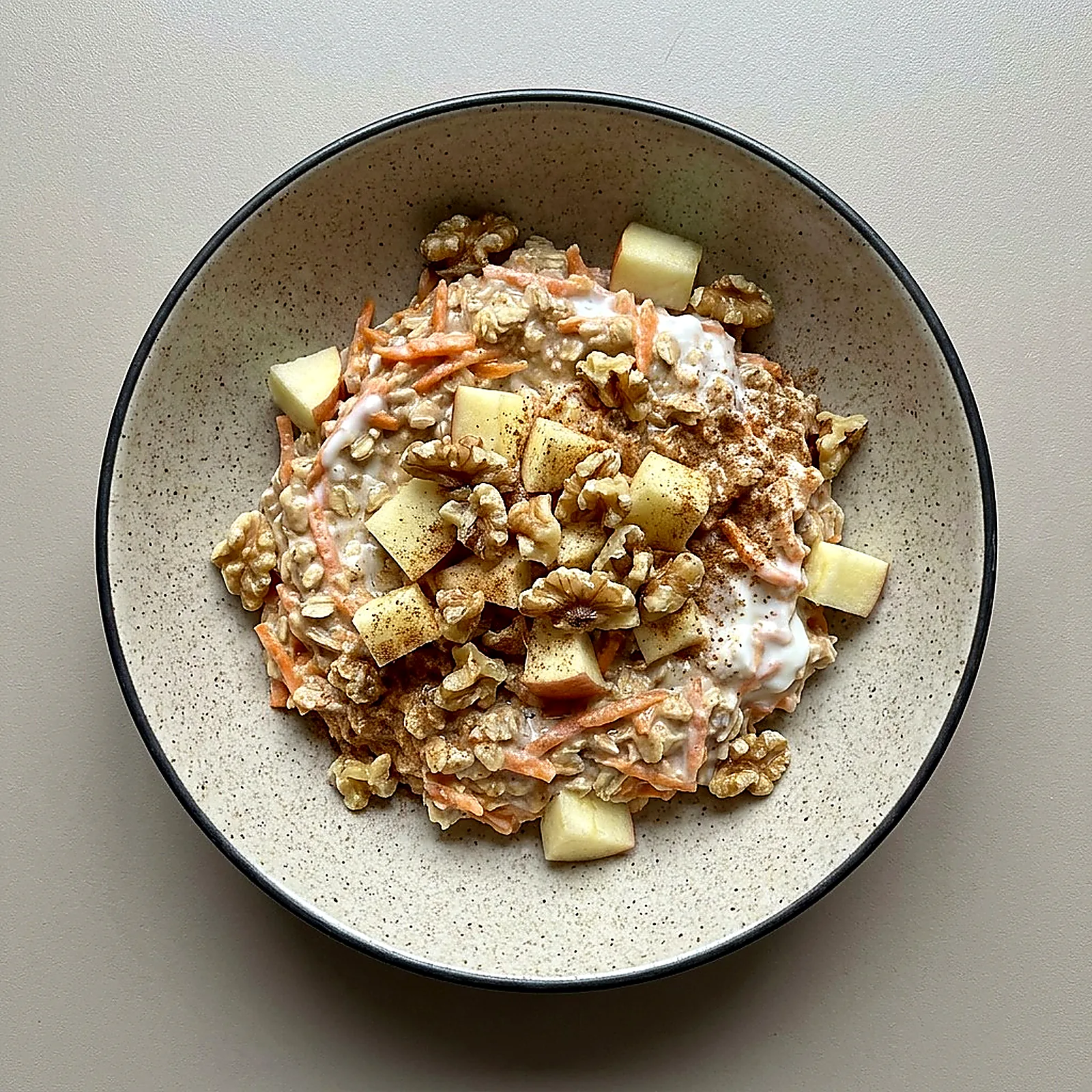 Overnight Oats Carrot Cake